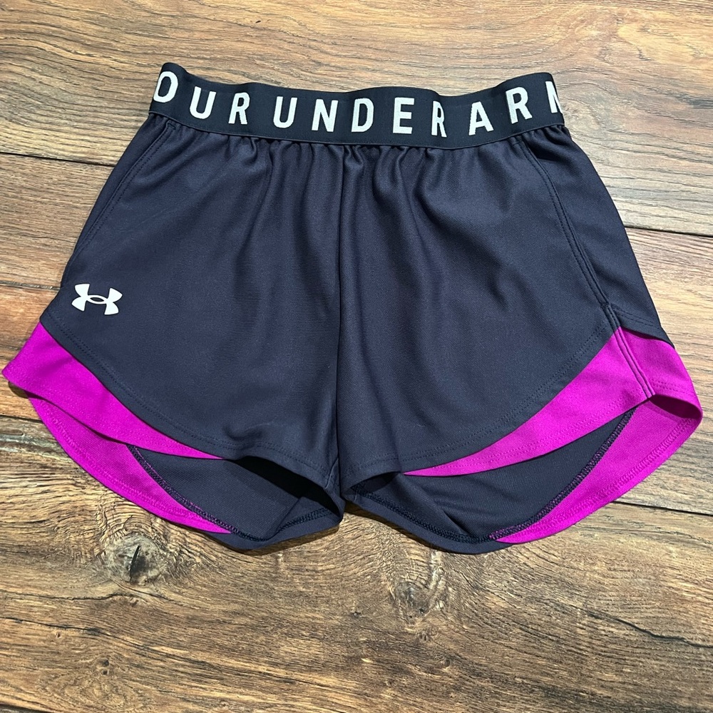 { under armour } women's athletic shorts